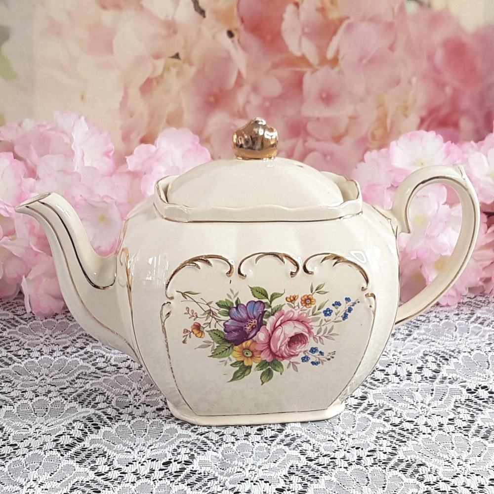 Vintage Sadler Cube Ceramic Teapot - Rare English Collectible Tea Gift